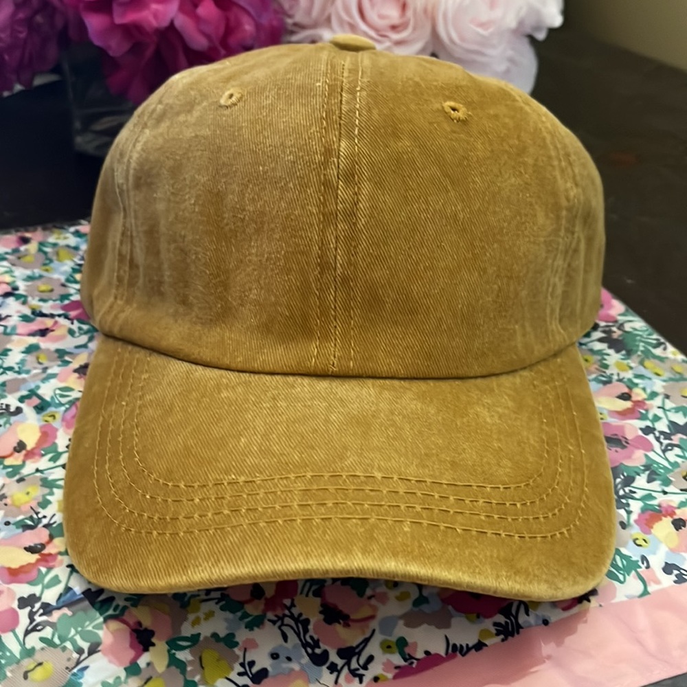 CLASSIC PLAIN VINTAGE WASHED BASEBALL CAP in Washed Mustard - Picture 6 of 11